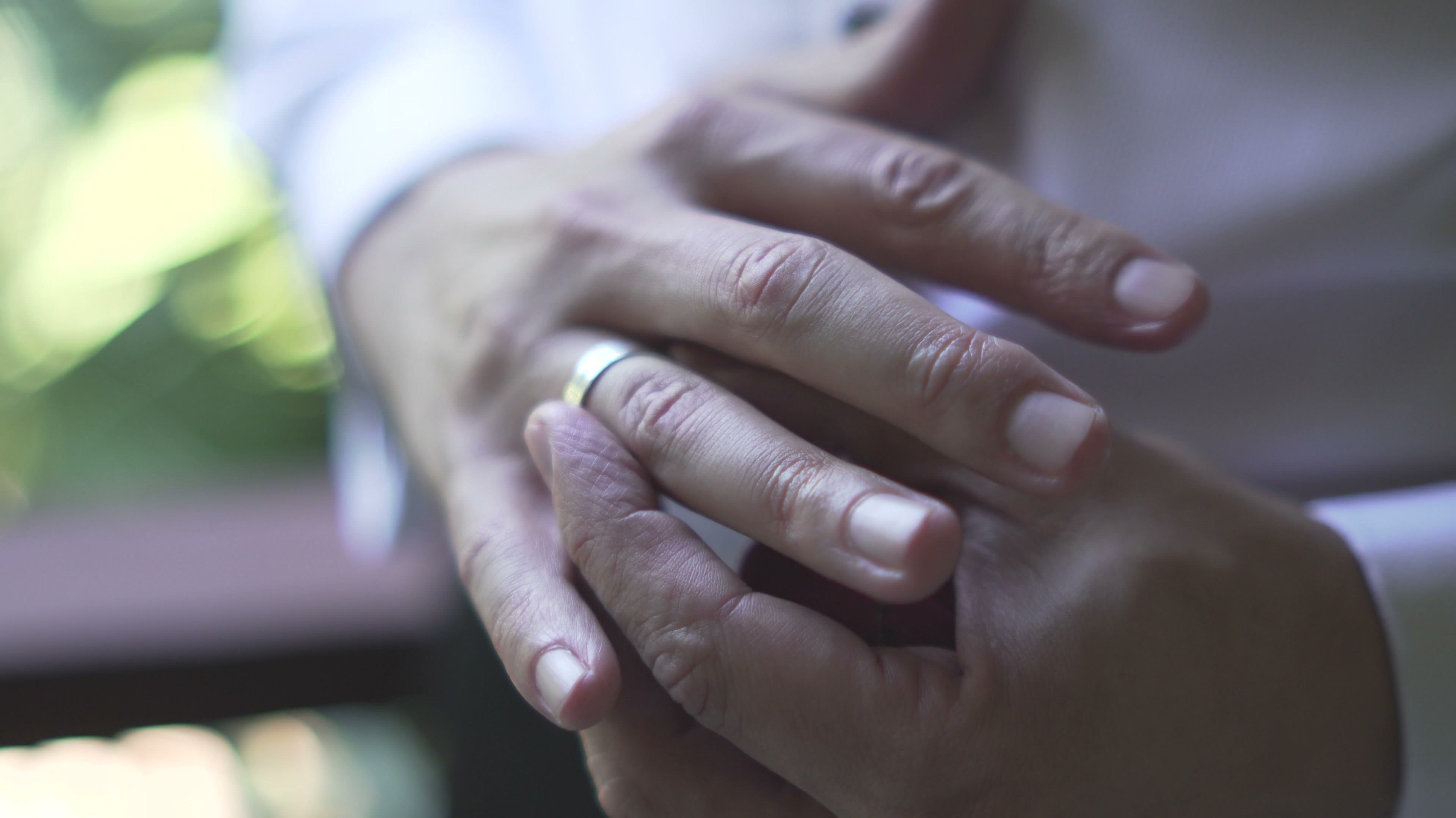 Joyas para compromiso disponibles como referencia en Suizos